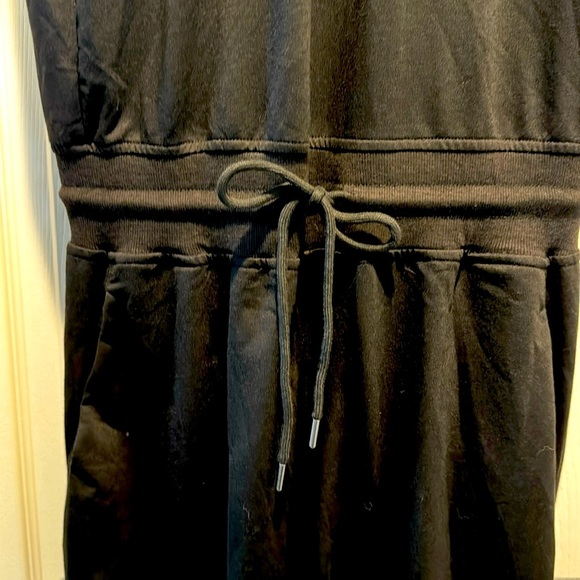 Black Sleeveless Jumpsuit Key Hole Back Pockets, Drawstring, Jogger Legs NWT - Picture 6 of 8
